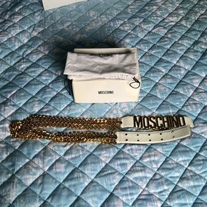 Moschino chain and leather belt